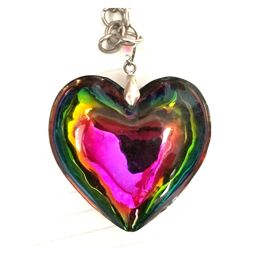 Cute rainbow heart necklace